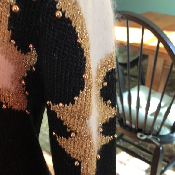 Vintage Beautiful Sweater - Picture 4 of 7